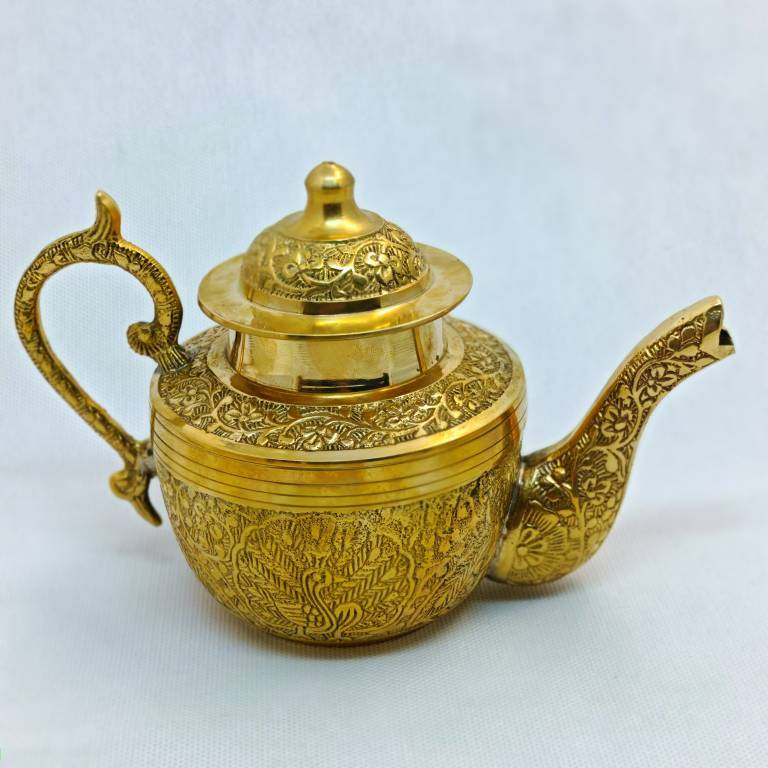 قوری برنجی
